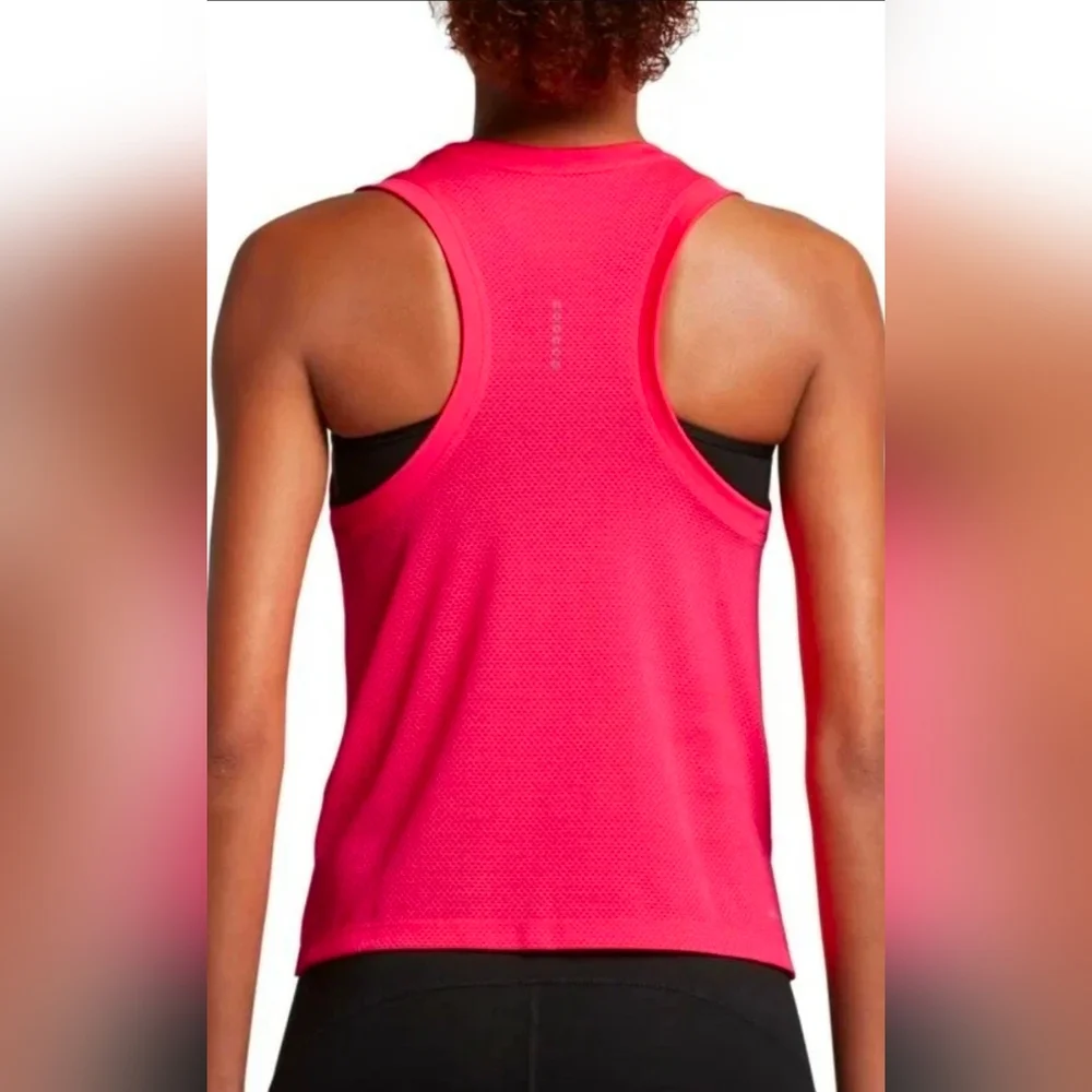 Nike bold pink